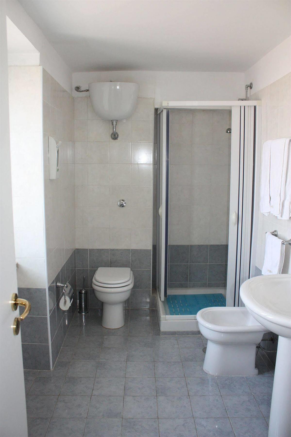 Sant'Agostino Guest Rooms Paola Exterior foto